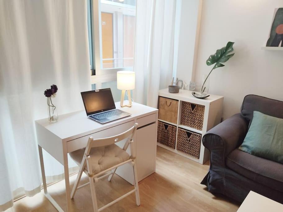 Apartamento Con Encanto Y Parking Trinidad 21 Malaga Exterior photo