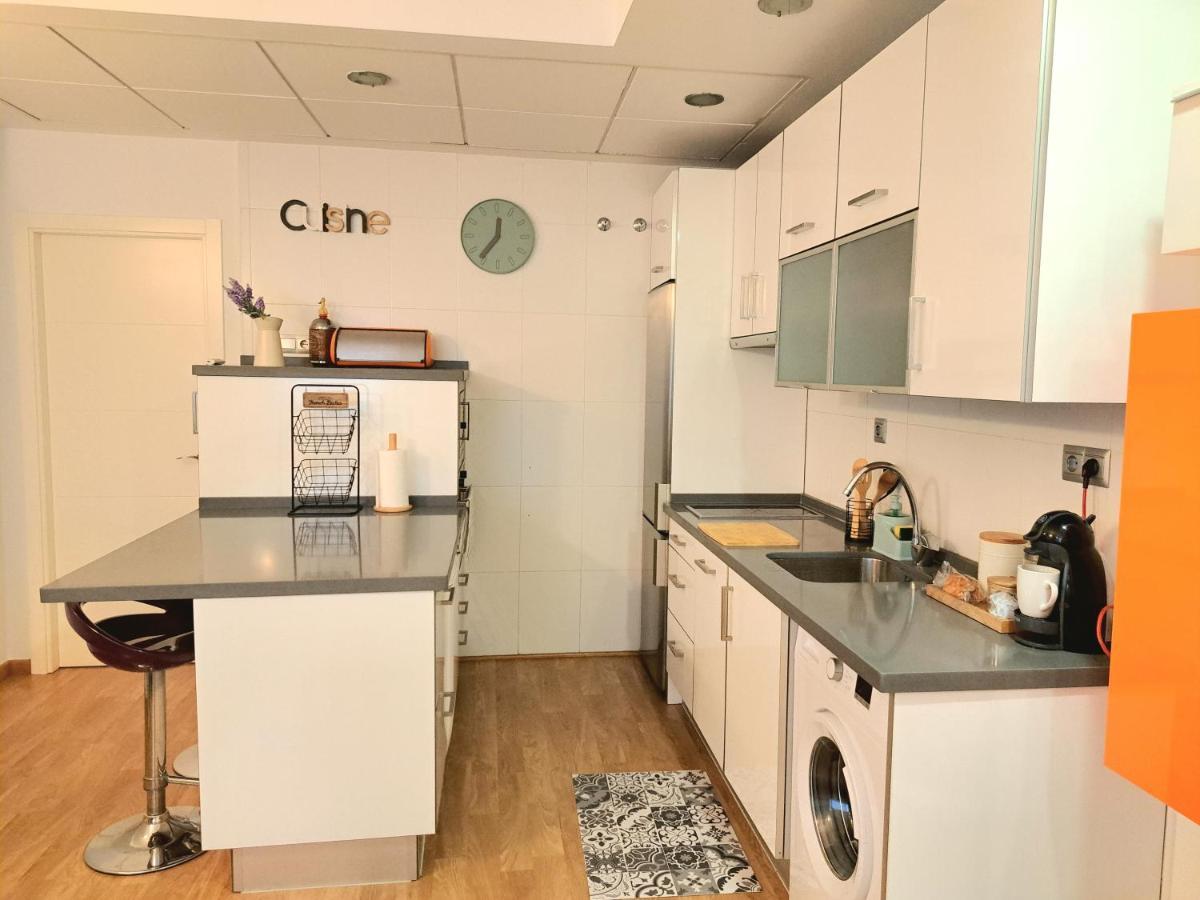 Apartamento Con Encanto Y Parking Trinidad 21 Malaga Exterior photo